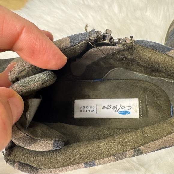 Waterproof Suede Wedge Sneaker Bootie - green size 7 - Picture 7 of 8